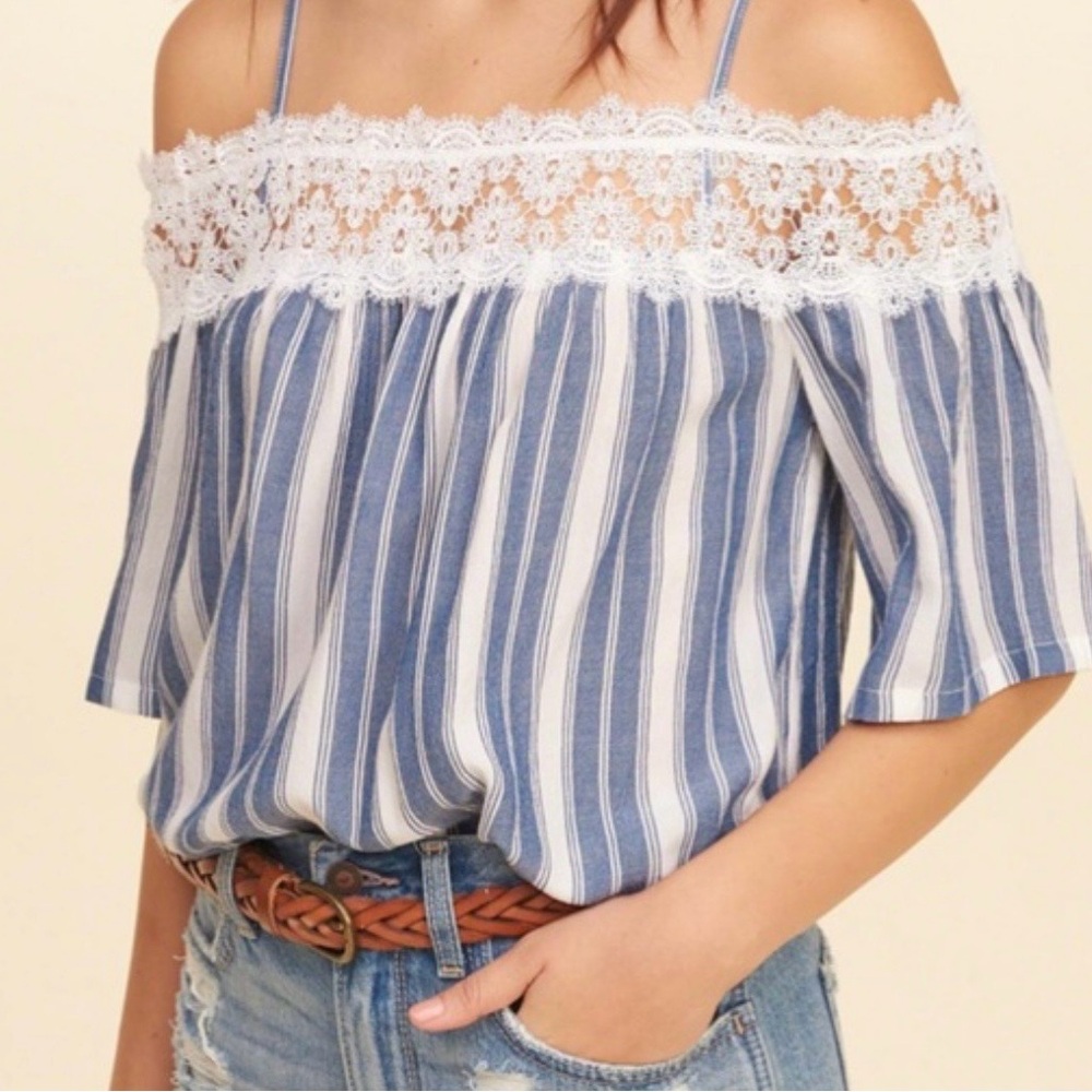 Hollister Blue and White Lace Trim Blouse